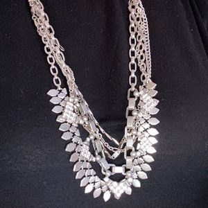 Stella & Dot Silver Sutton Necklace